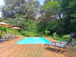 Thoas Lodge