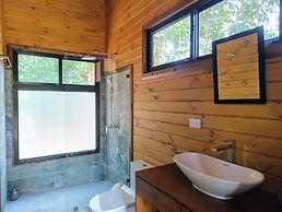 Thoas Lodge