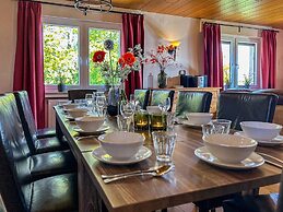 Grosses Haus mit Eigenem Garten in Medebach