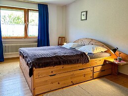Grosses Haus mit Eigenem Garten in Medebach