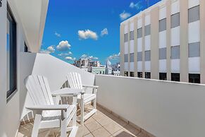 Armas Hotel