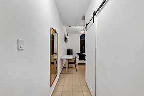 Armas Hotel