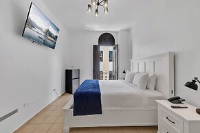 Armas Hotel