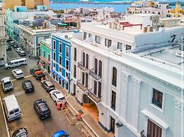 Armas Hotel