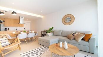 Condo Aria Ocean 614 by Kivoya