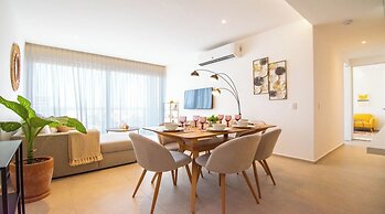 Condo Aria Ocean 614 by Kivoya