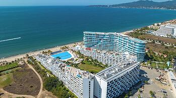 Condo Aria Ocean 614 by Kivoya