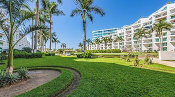Condo Aria Ocean 614 by Kivoya
