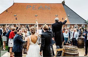 Pean Huur je Eigen Schier Eiland
