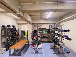 Snowball Hostel