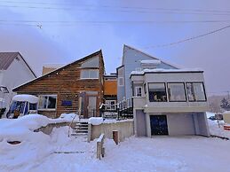 Snowball Hostel