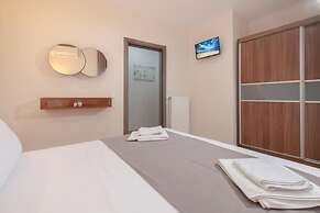Kamis Suite