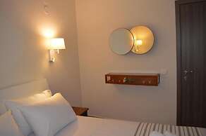 Kamis Suite