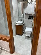 Platinum Service Apartment DLF Phase 3