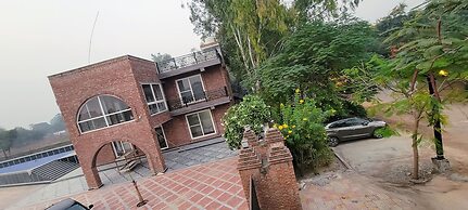 Ayaansh Resort