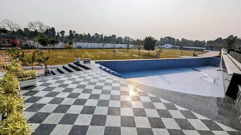 Ayaansh Resort