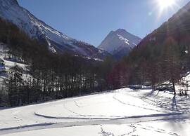Chalet in Saas Fee Near Ski Slopes