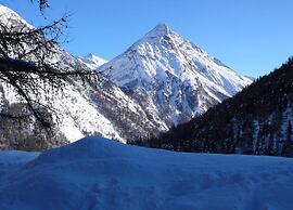 Chalet in Saas Fee Near Ski Slopes