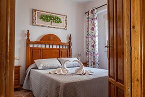 Country House Cuevas Bajas by Genil River
