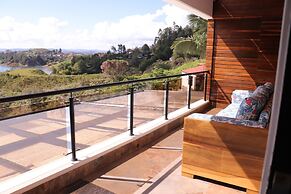 EL NIDO HOTEL GUATAPE