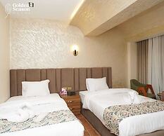 Golden Season Hotel