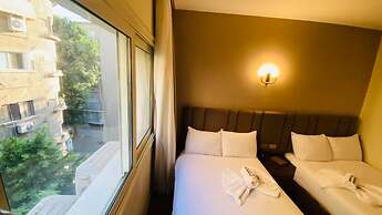 Golden Season Hotel