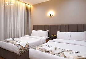 Golden Season Hotel