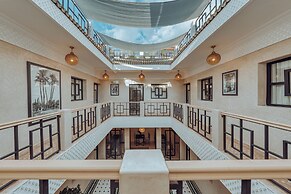 Riad Valentine