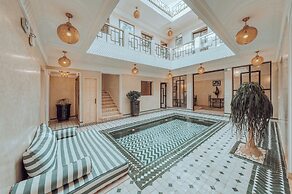 Riad Valentine