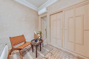 Riad Valentine