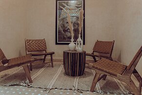 Riad Valentine