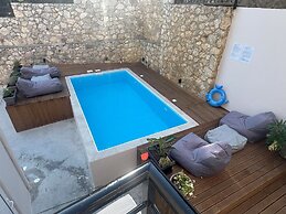 Azogire Hotel