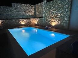Azogire Hotel