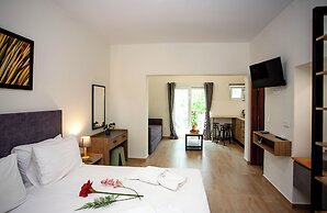 Azogire Hotel