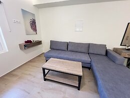 Azogire Hotel