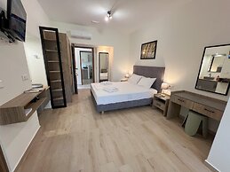 Azogire Hotel