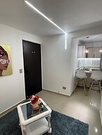 Luxury Liv Limonar