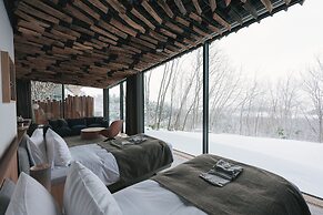 Snow Peak FIELD SUITE SPA HEADQUARTERS