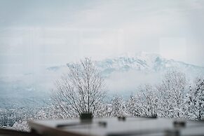 Snow Peak FIELD SUITE SPA HEADQUARTERS