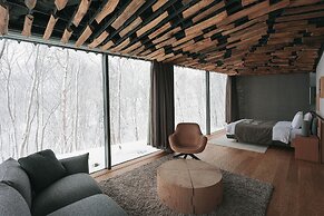 Snow Peak FIELD SUITE SPA HEADQUARTERS