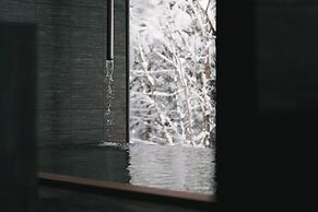 Snow Peak FIELD SUITE SPA HEADQUARTERS