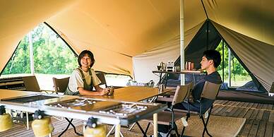 Snow Peak FIELD SUITE SPA HEADQUARTERS