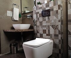 Haven Hotel Sector 31,Gurugram