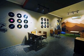 Haven Hotel Sector 31,Gurugram