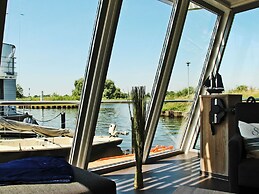 Hausboot in Ueckermuende