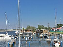 Hausboot in Barth am Barther Bodden