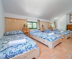 Charming Farmhouse With Private Pool