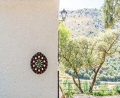 Charming Farmhouse With Private Pool