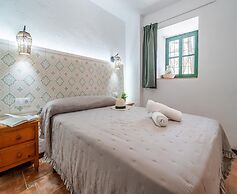 Charming Farmhouse With Private Pool