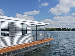 Hausboot am Xantener Nordsee
